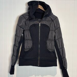 Rare lululemon limited edition black ruched scuba hoodie